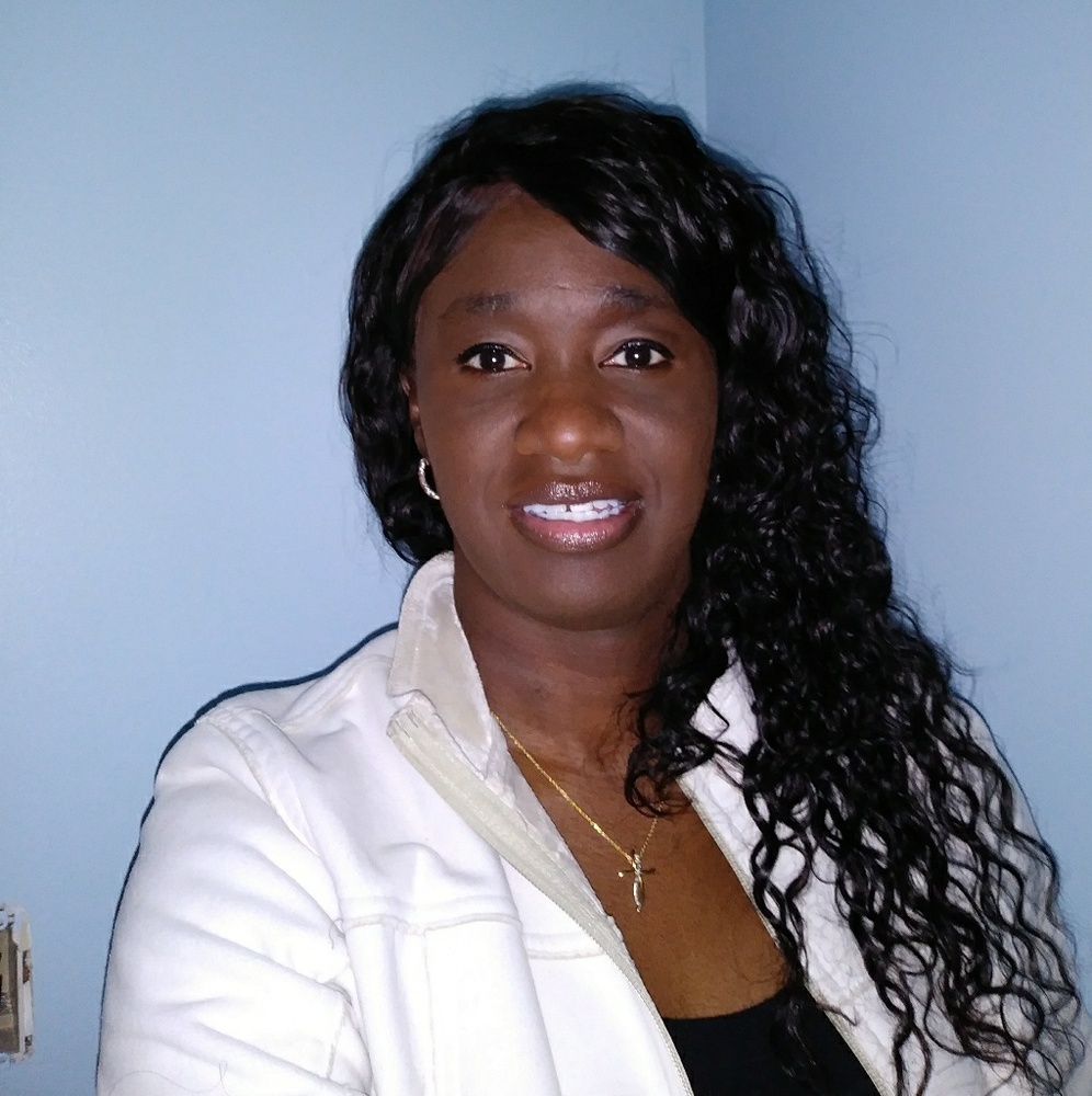 Meet your Posher, Queendionne